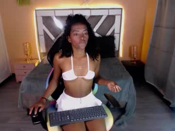 Profile of kloe_cooper