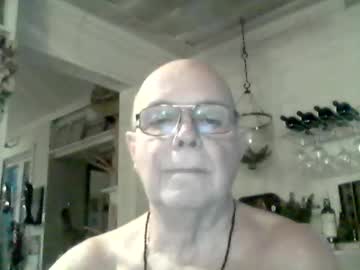 nudistjavist
