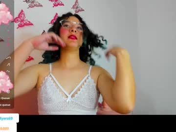 angela_younng