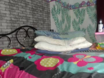 skinnycutefernanda18