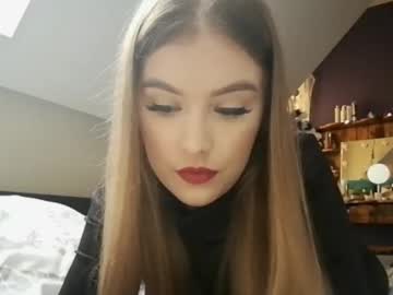 oliviahot24