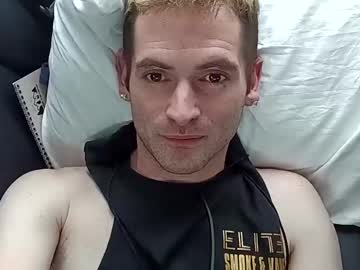 bisexyuncut