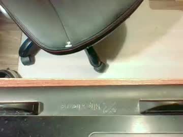 curiousmaxee