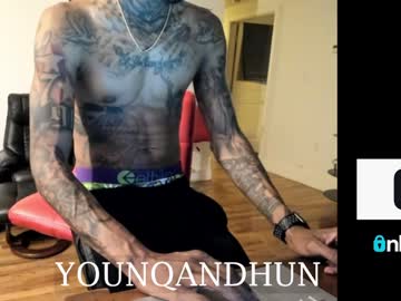 Profile of younqandhunq