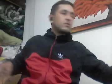 kmilo273079