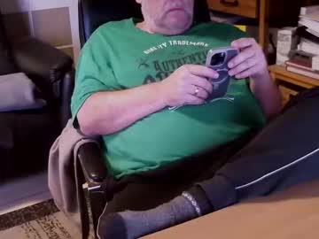 papa309348689