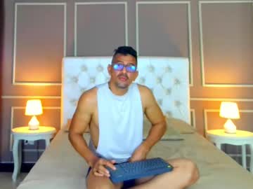 latin_bigmuscle1