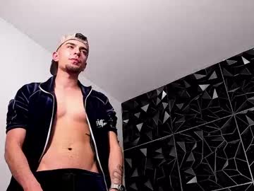 Profile of sknny_333