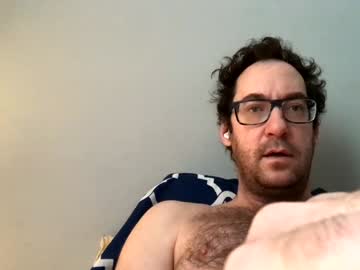 Profile of sixfootseven