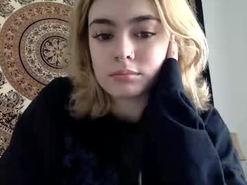 Profile of theyloveeiley