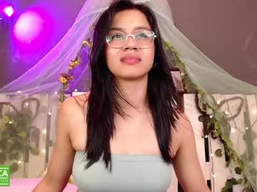 Profile of lola_valderrama