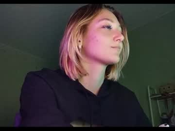 Profile of orange___melani