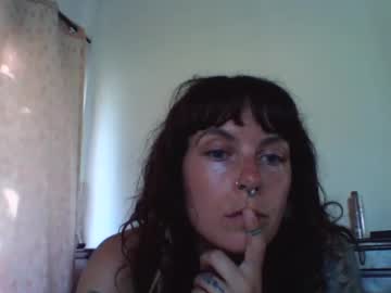 Profile of pixiecatfairy
