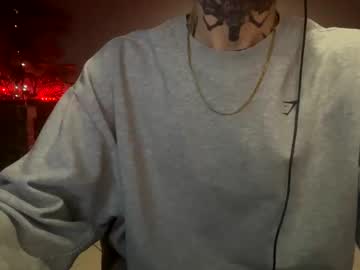 Profile of leosohuge