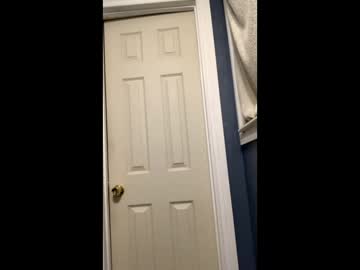 Profile of peacheshole