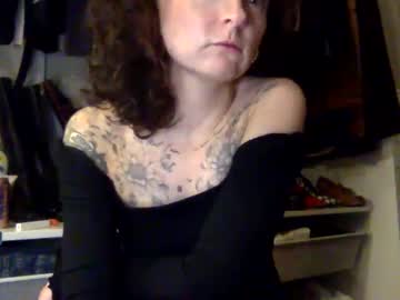 Profile of hi_its_holly