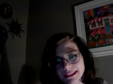 Profile of kikilovesdabsxx