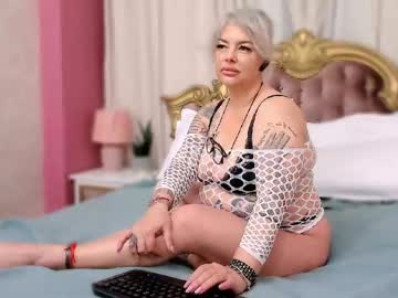 Profile of hotmommamila