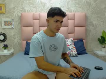 Profile of honey_moonn_