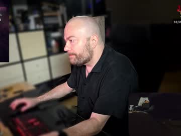 Profile of 32plus