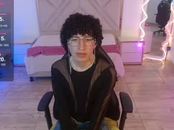 Profile of cloud_tay