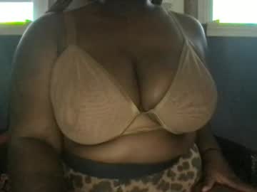 Profile of cumthruqueen