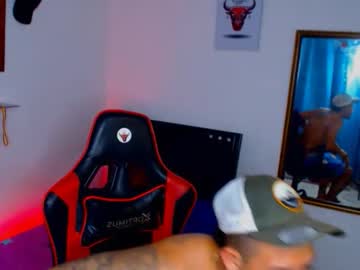 Profile of sexywhite_col