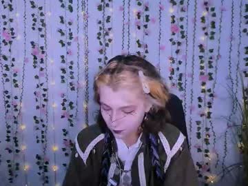 Profile of scarlet_bloom__