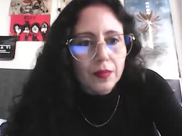 Profile of curlybutterfly