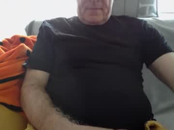Profile of pussyaddict444