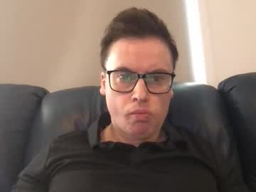 Profile of goodlookingguy945377