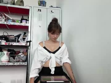 Profile of esther_diaz