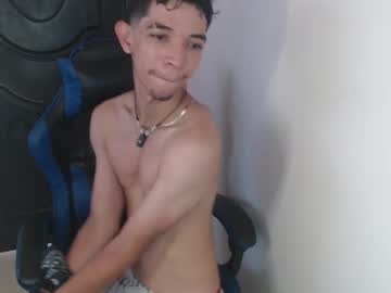 Profile of boy_slim07