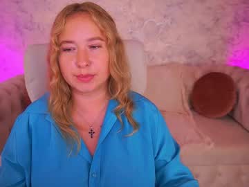 Profile of smilingladyy