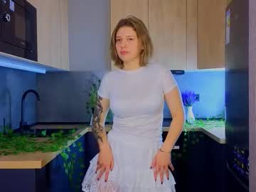 Profile of noirenchantress