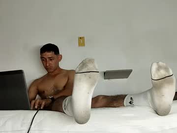 Profile of bigfeetmaster32