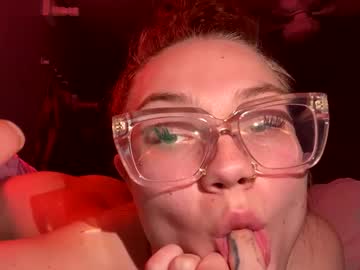 Profile of snowbunnyslutxxx