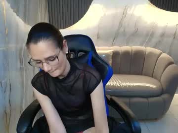 Profile of violet_r_