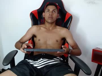 Profile of sexy_latin_cum