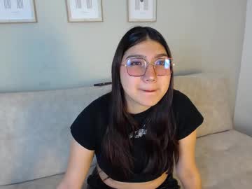 Profile of mia_blair_