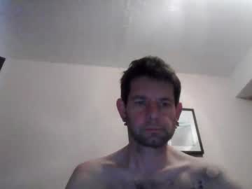 Profile of hollsboyo