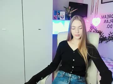 Profile of daisycuty