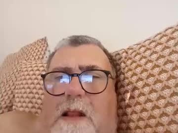 Profile of twohats2810