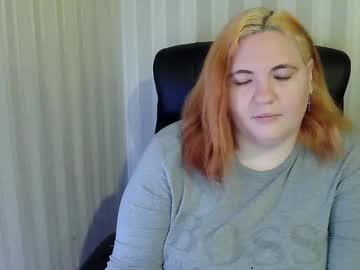 Profile of lollynomelty