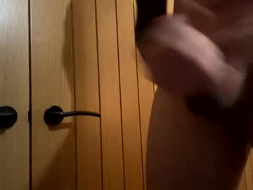 cum_nicky