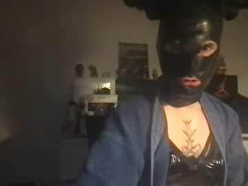 sashahighheelsboy