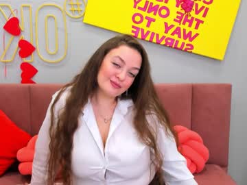Profile of charlottecurvyy