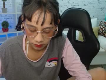 Profile of sophie__doll