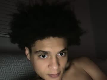 Profile of lightskinwithgirth