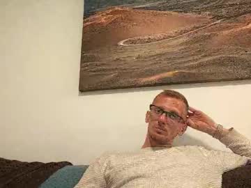 Profile of guynextdoor413389